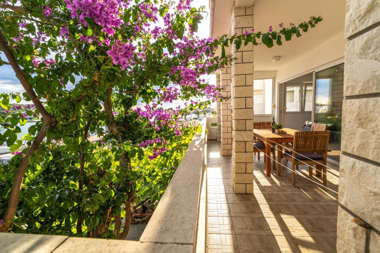 Apartmani Bilonic Rogoznica Rogoznica  Extérieur photo